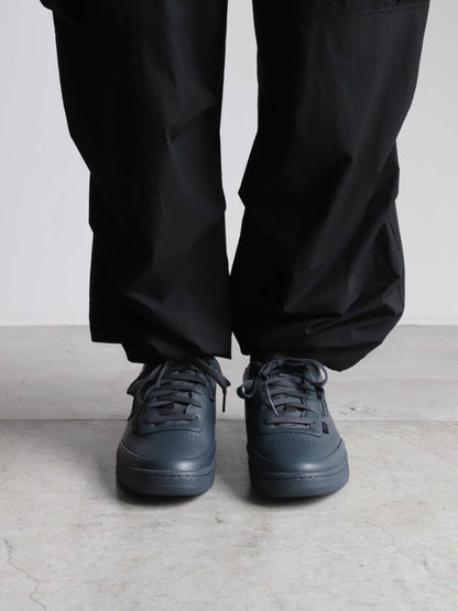 × Reebok SNEAKERS