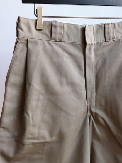 × Dickies HALF PANTS