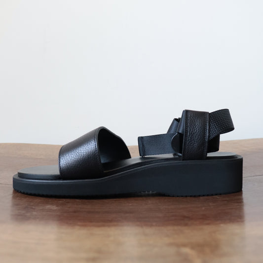 Sandals_Grained leather