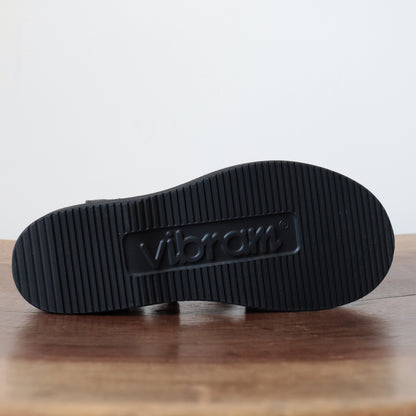 Sandals_Grained leather