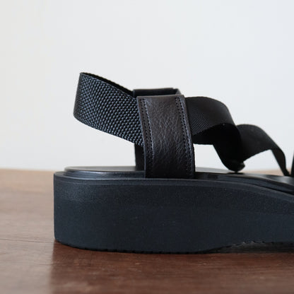 Sandals_Grained leather