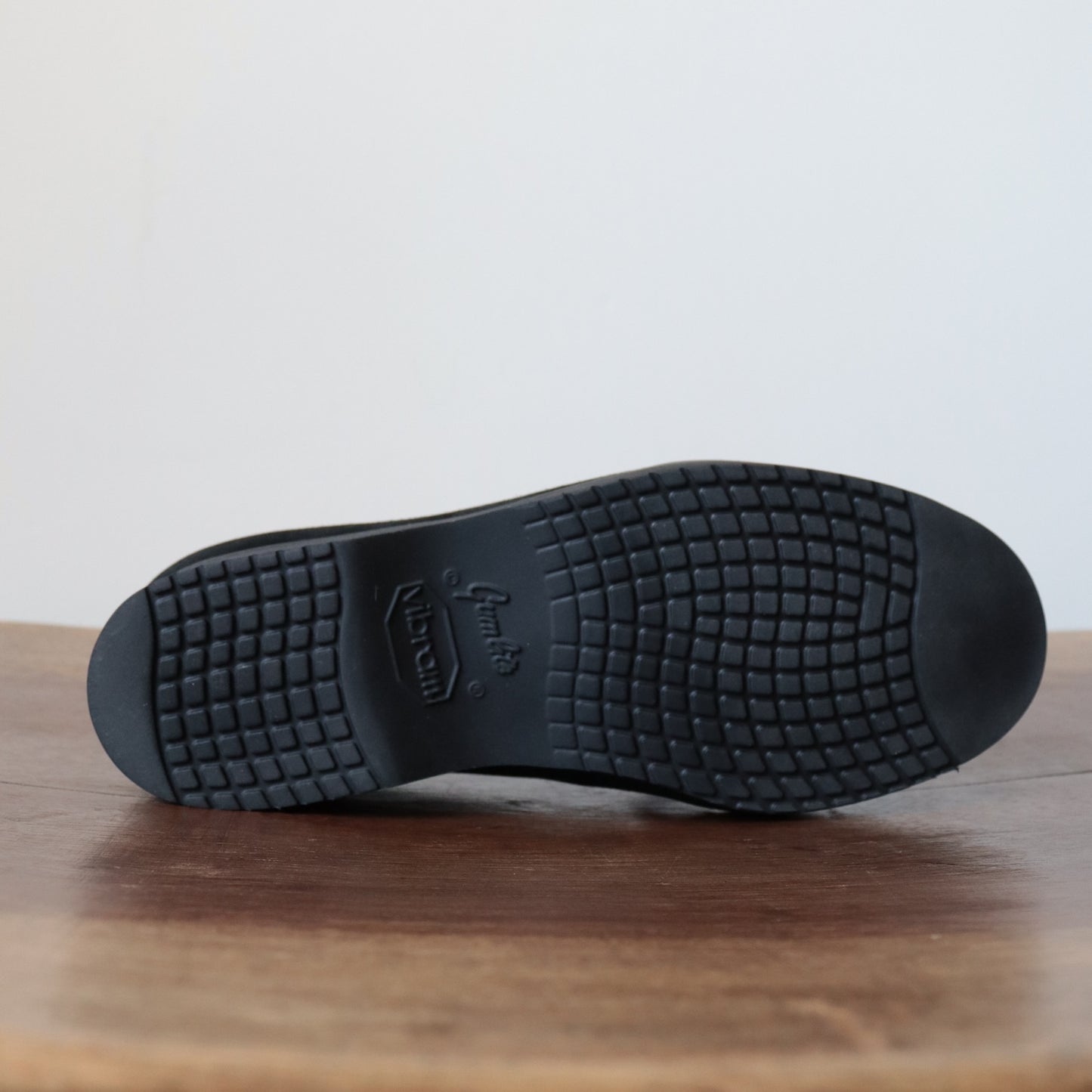 F02-0001 Tirolean shoes_Suede leather