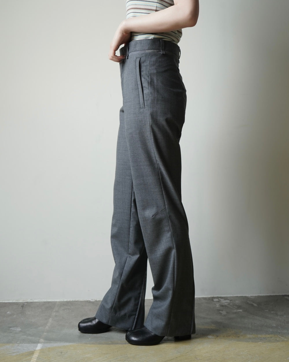 ZIPPED HEM SLACKS