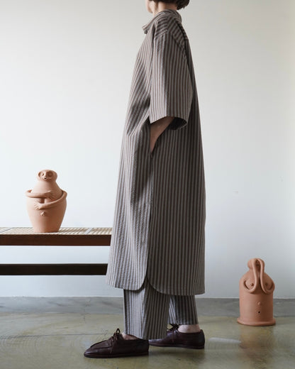 CAFTAN WITH PADDED COLLAR