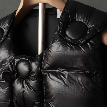 DOWN VEST
