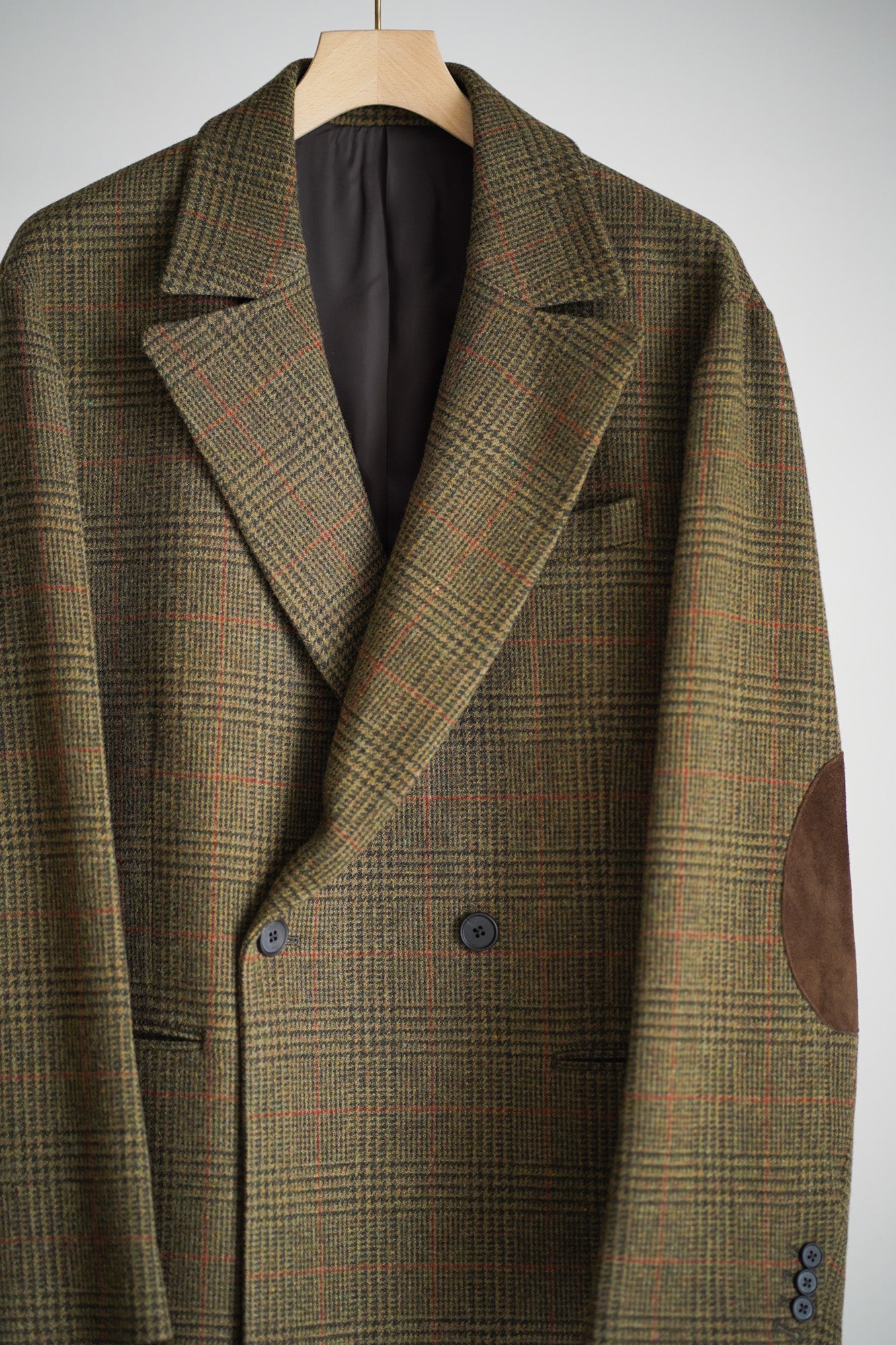 BRITISH TWEED OVERSIZED PEAK LAPEL JACKET