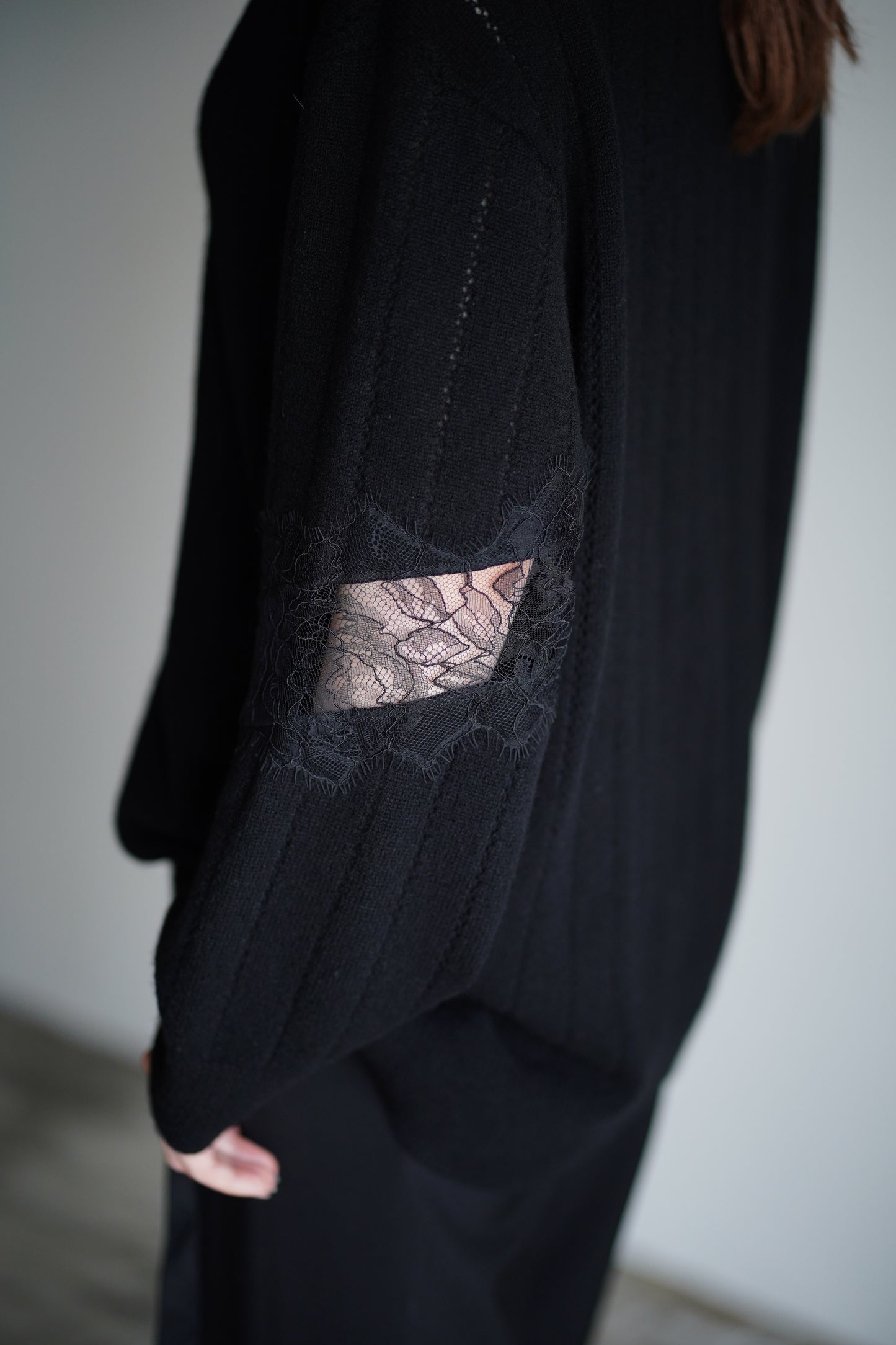 OVERSIZED HAIRY LACE PANELED KNIT CARDIGAN