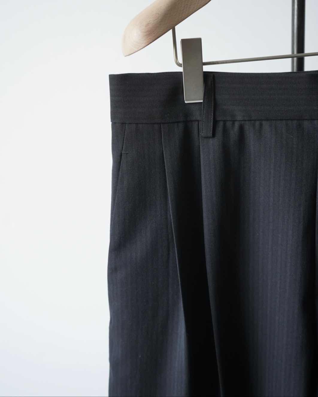 DOUBLE PLEATED WIDE PANTS
