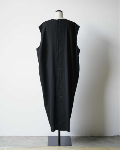 SLEEVELESS LONG DRESS