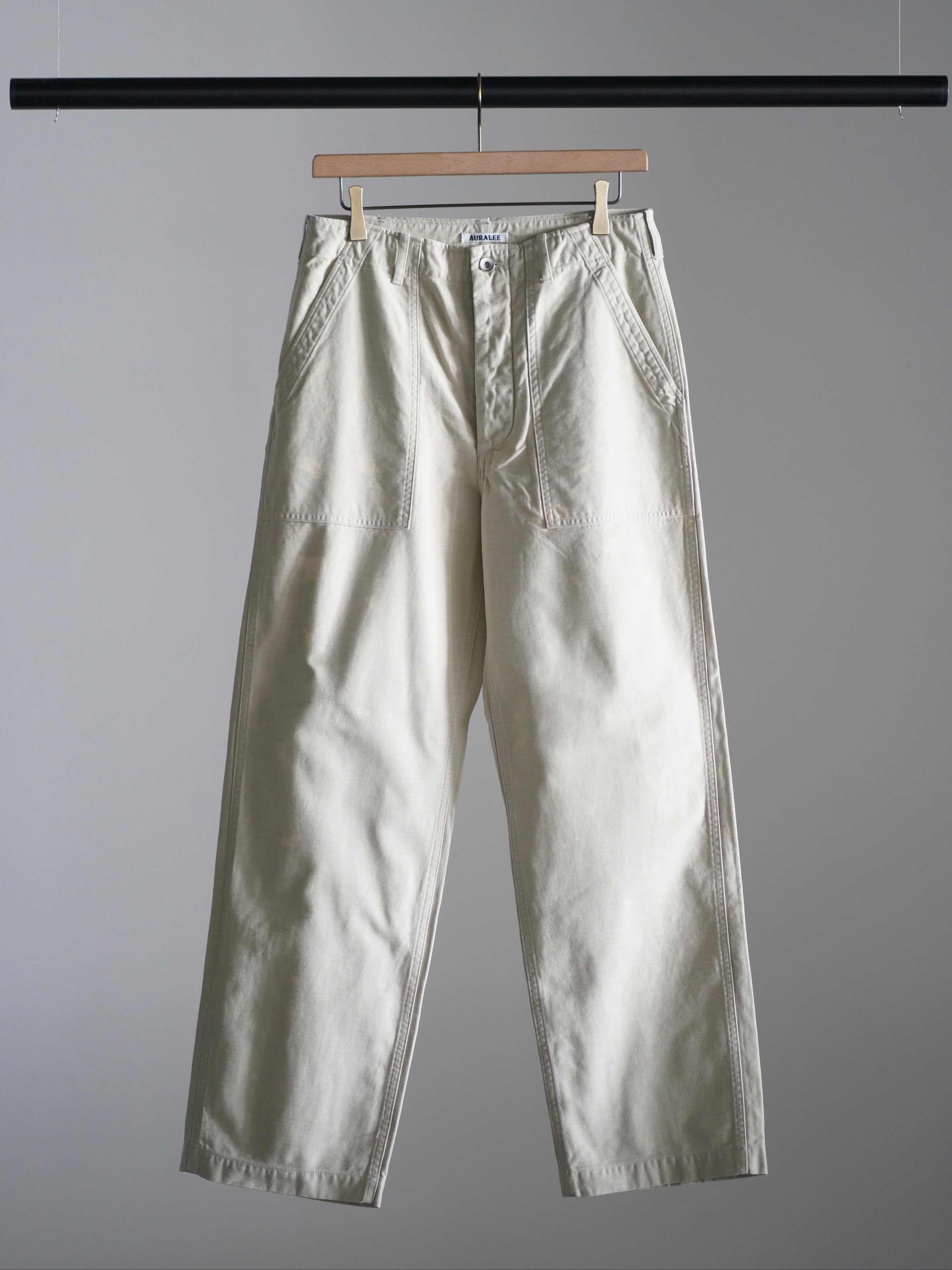 AURALEE | WASHED BAGGY SATIN BAKER PANTS – イデアル公式オンライン