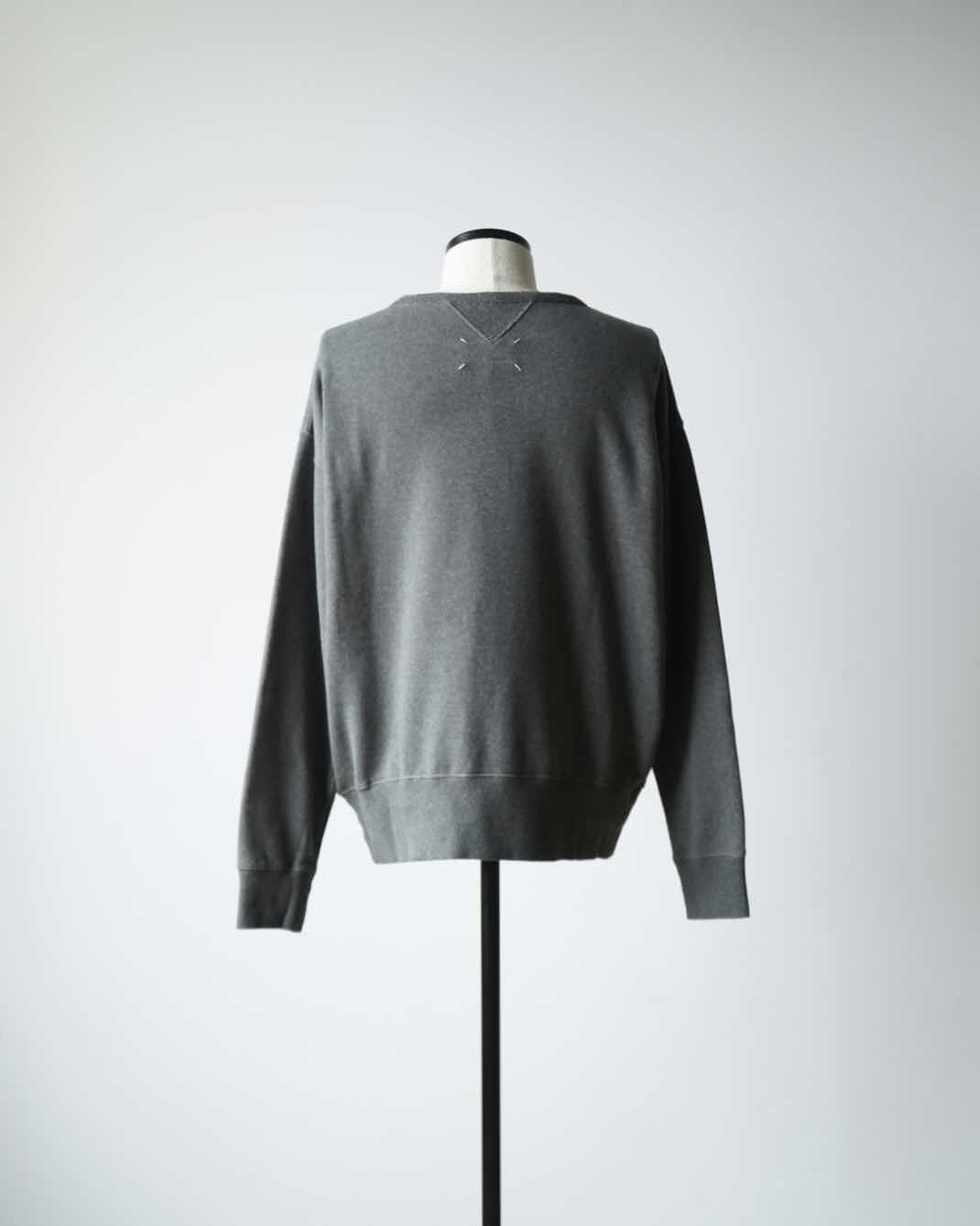 CREWNECK SWEATSHIRT