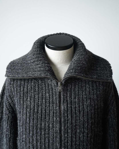 ZIPPED CARDIGAN