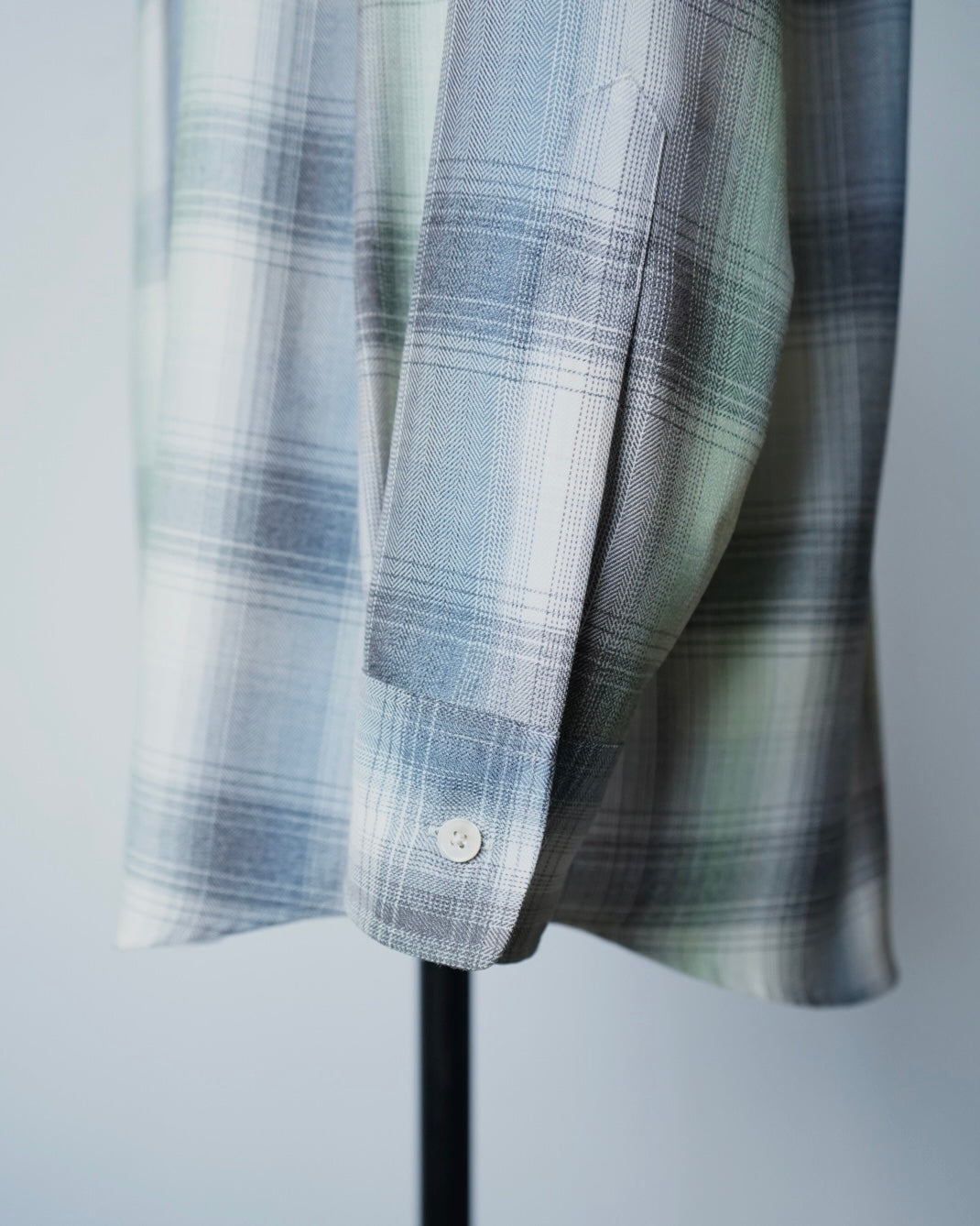 SUPER LIGHT WOOL CHECK SHIRT