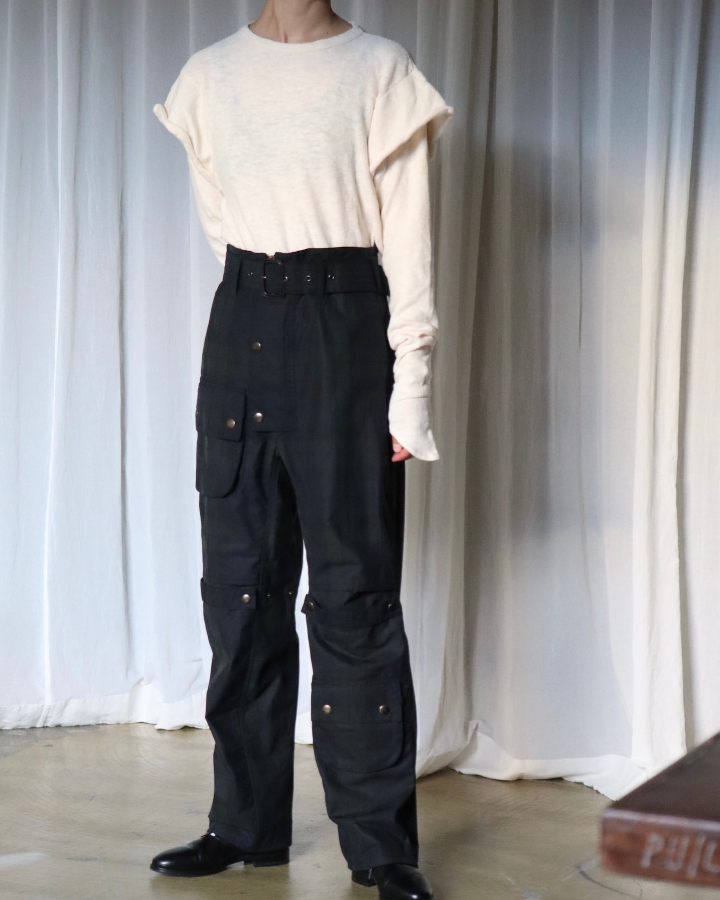 OILED TARTAN PLAID BELT PANTS