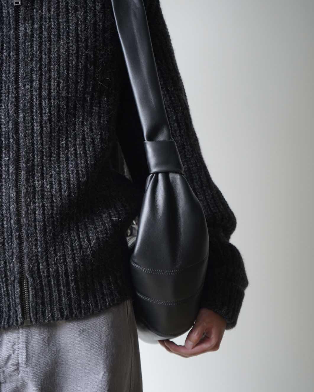 MEDIUM CROISSANT BAG