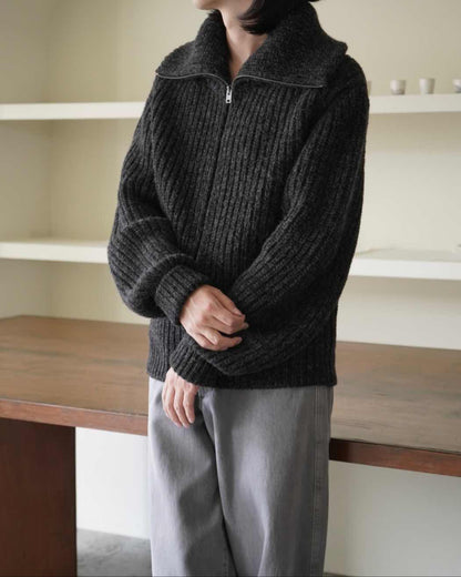 ZIPPED CARDIGAN