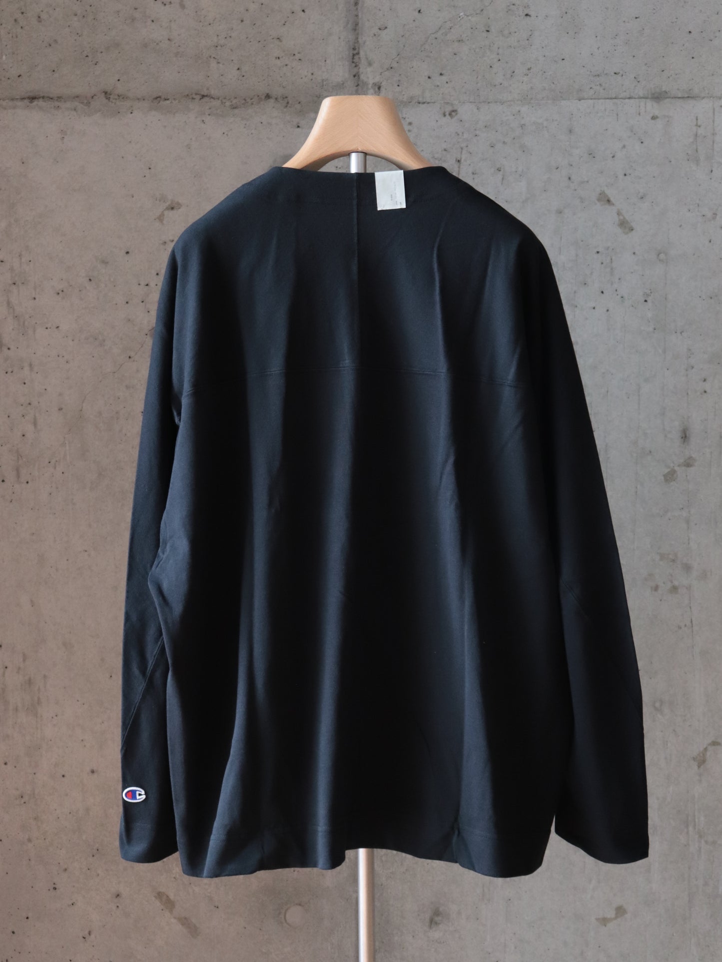 ×Champion CREW NECK CARDIGAN