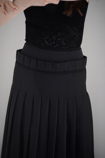 PLEATED MAXI SKIRT