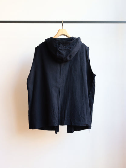 cut off hooded toile shirt