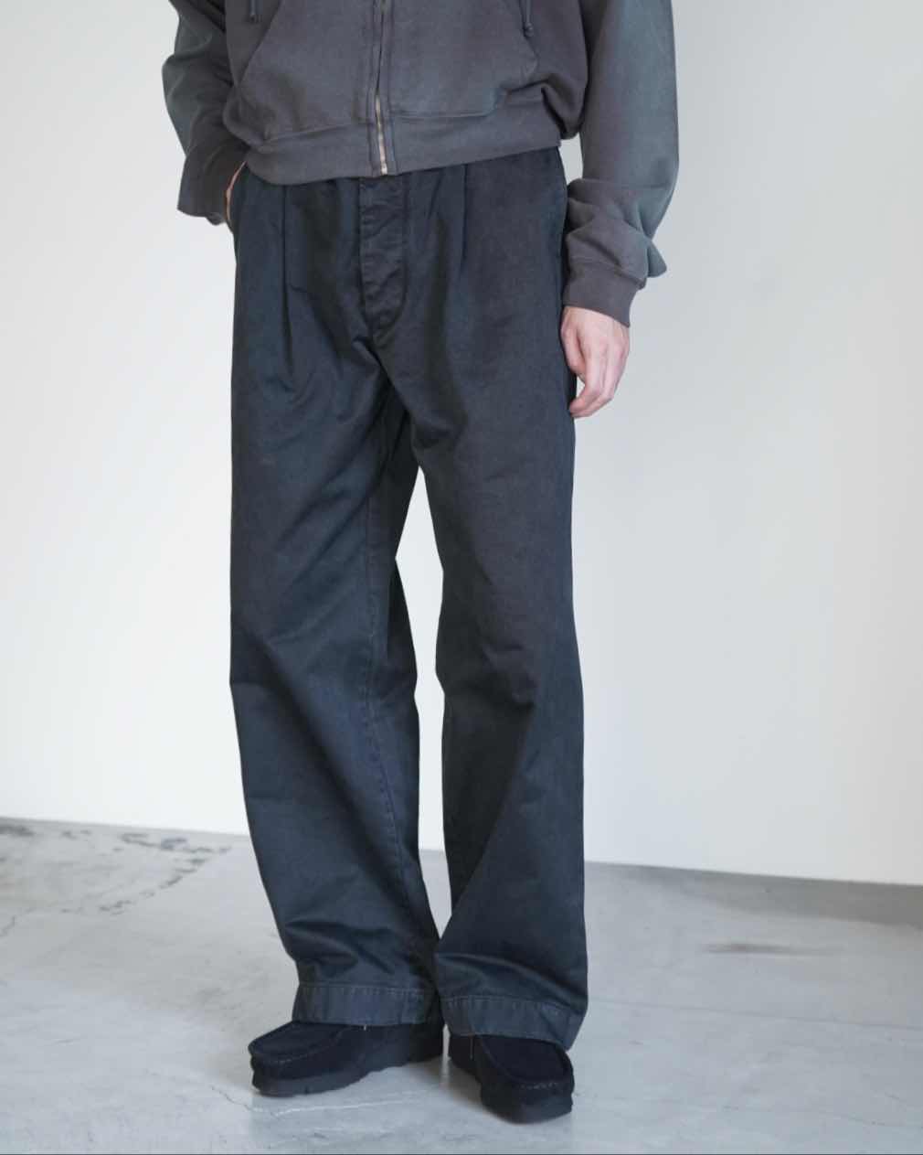 PRODUCT DYED FINX CHINO ONE-TUCK PANTS