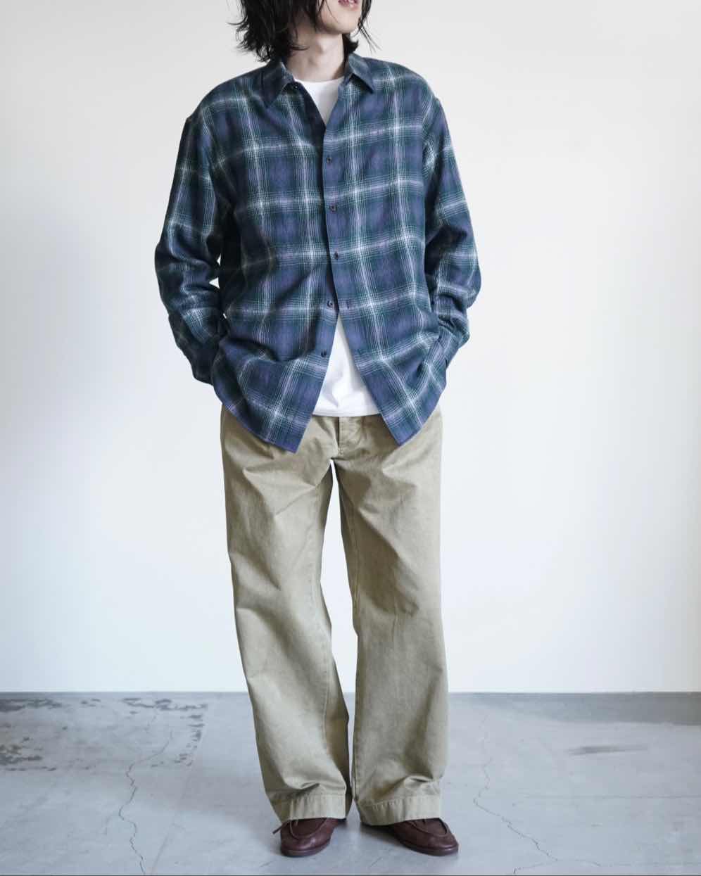 PRODUCT DYED FINX CHINO ONE-TUCK PANTS