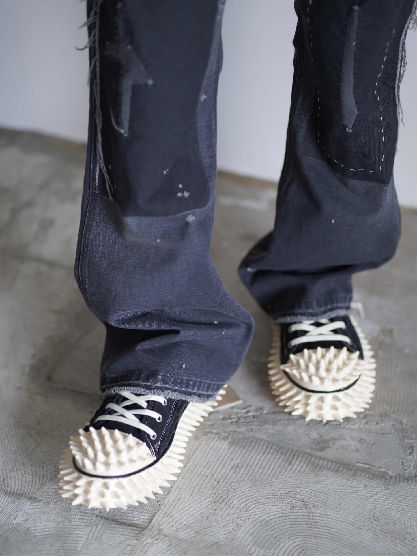 SPIKY CANVAS SNEAKER