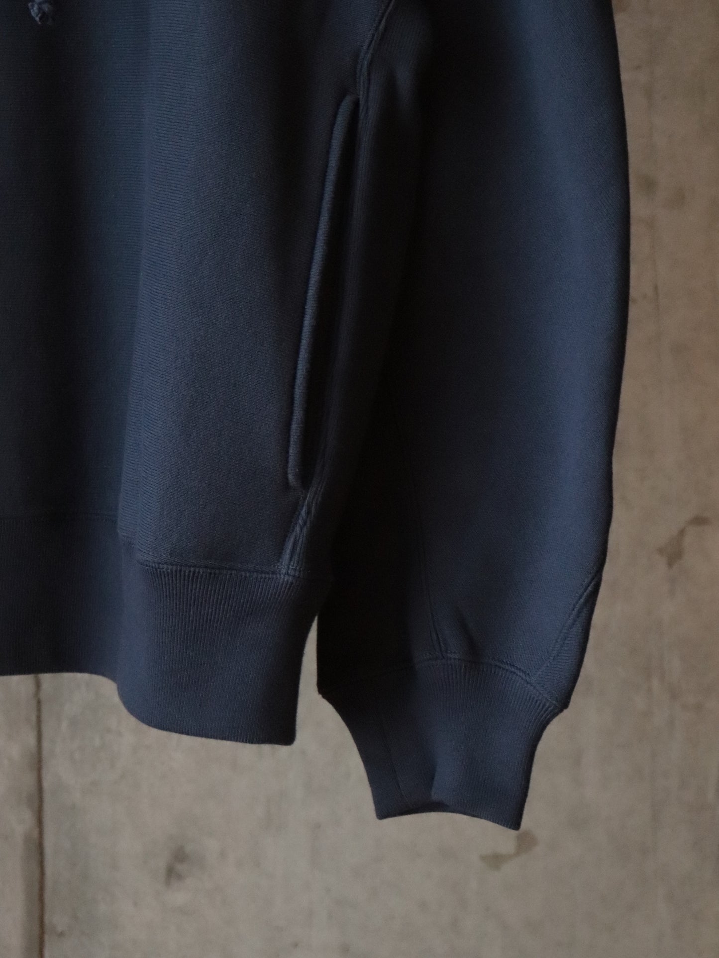 ×Champion HOODED SWEATSHIRT