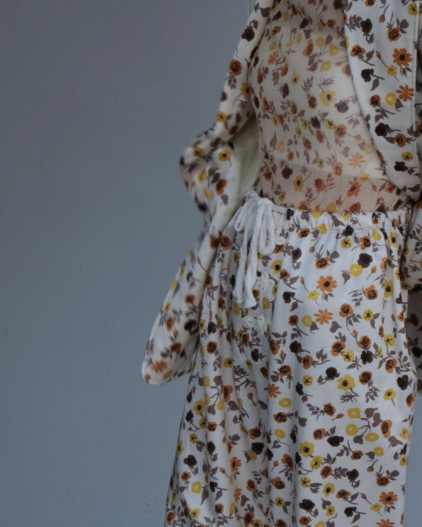 FLOWER PRINTED ROUND LAPEL JACKET