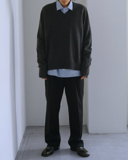 Medium Gauge V-Neck