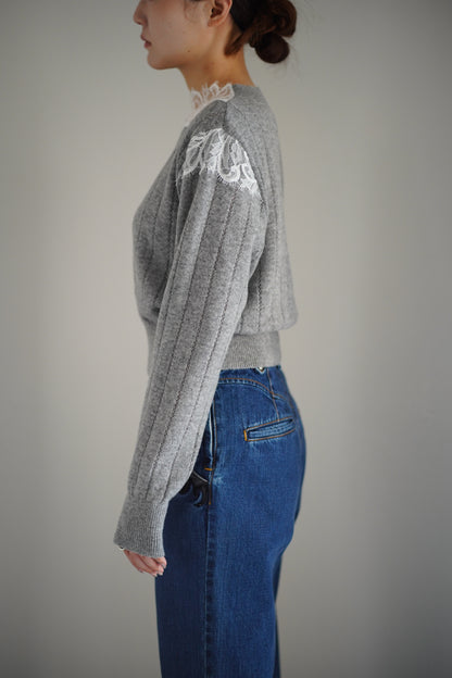 HAIRY LACE PANELED CROPPED PULLOVER