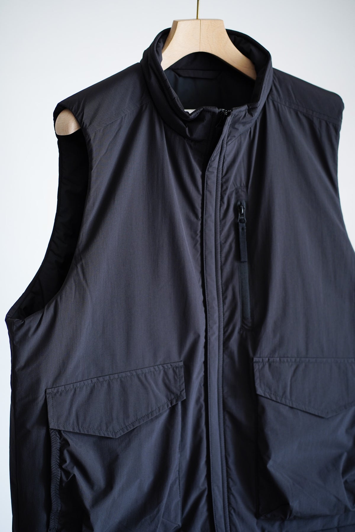 WILD THINGS / HAPPY VEST