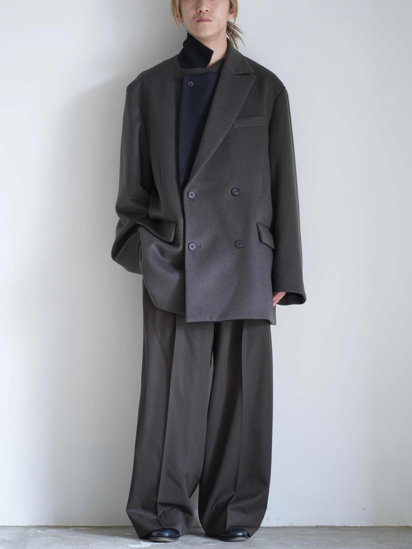 OVERSIZED DOUBLE LAPELLED JACKET