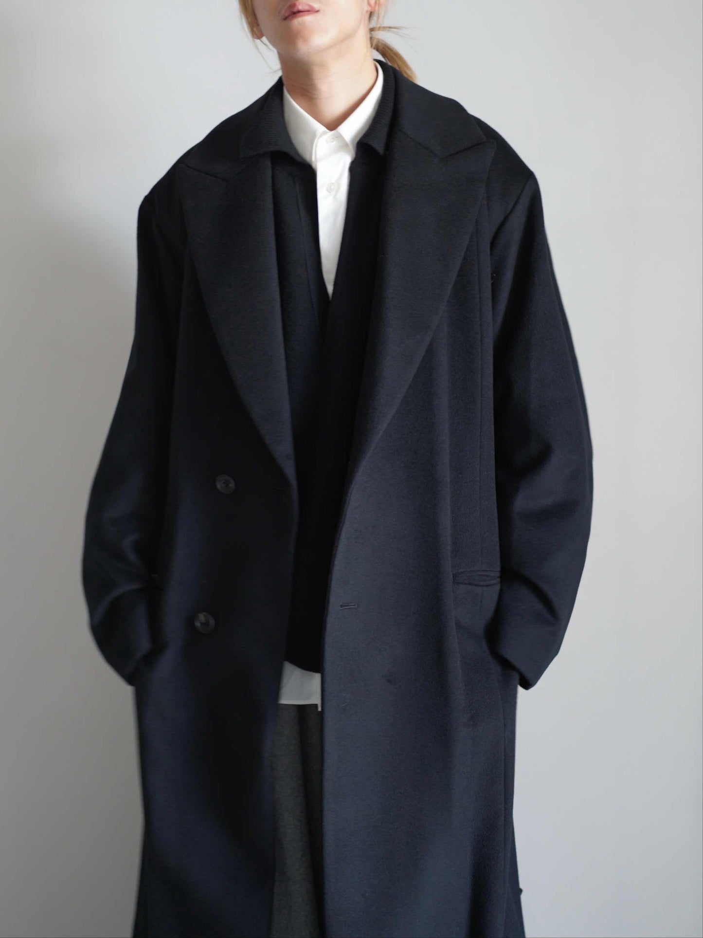 OVERSIZED MAXI-LENGTH PEAK LAPEL COAT