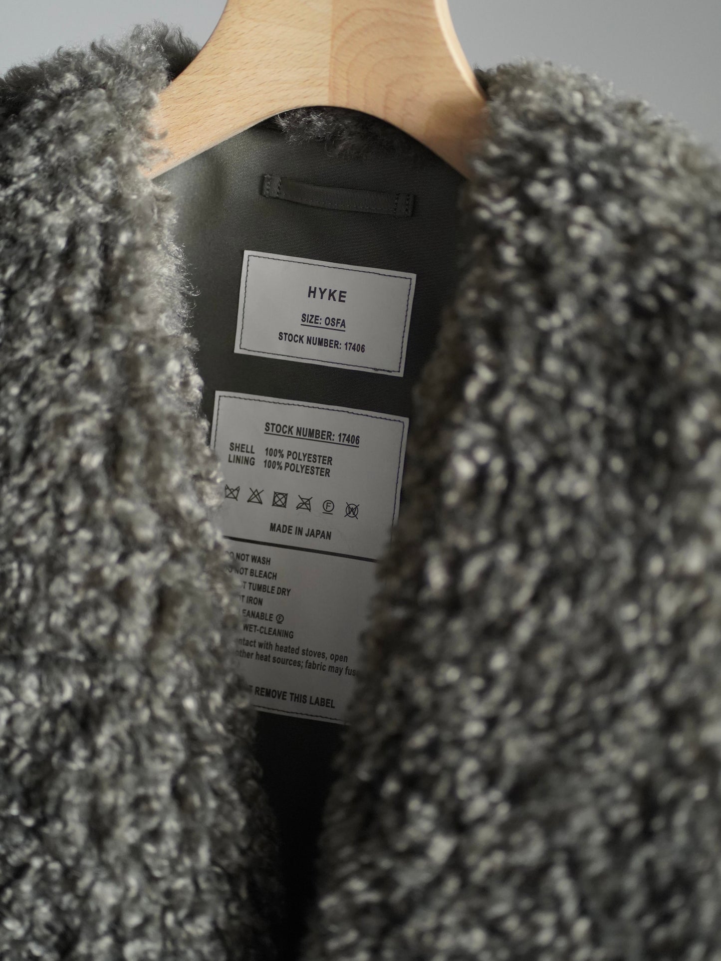 FAUX SHEARLING CROPPED VEST