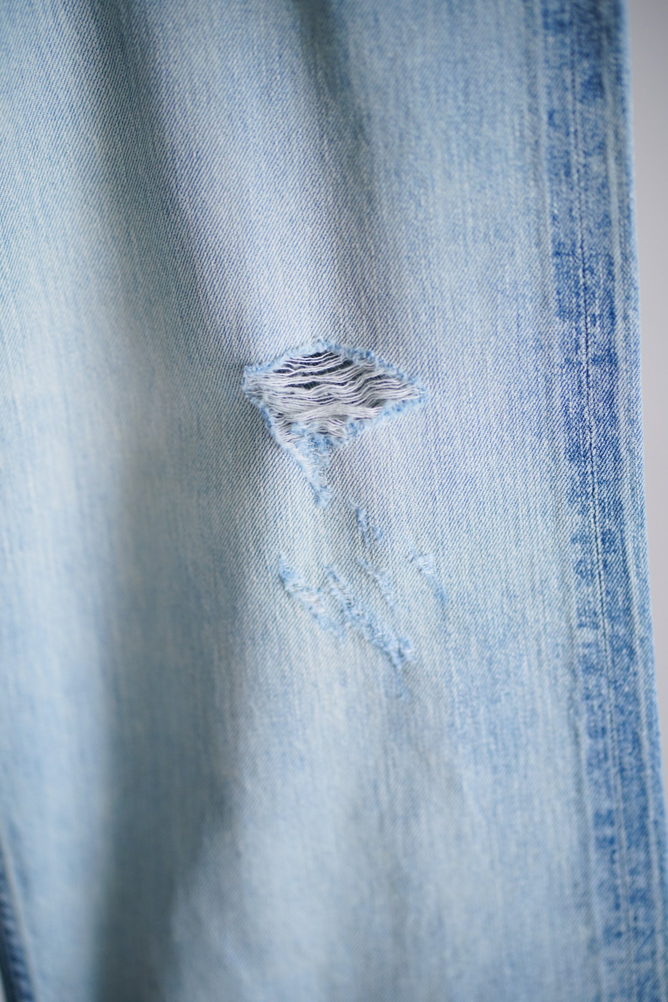 FADED SELVEDGE LIGHT DENIM WIDE PANTS