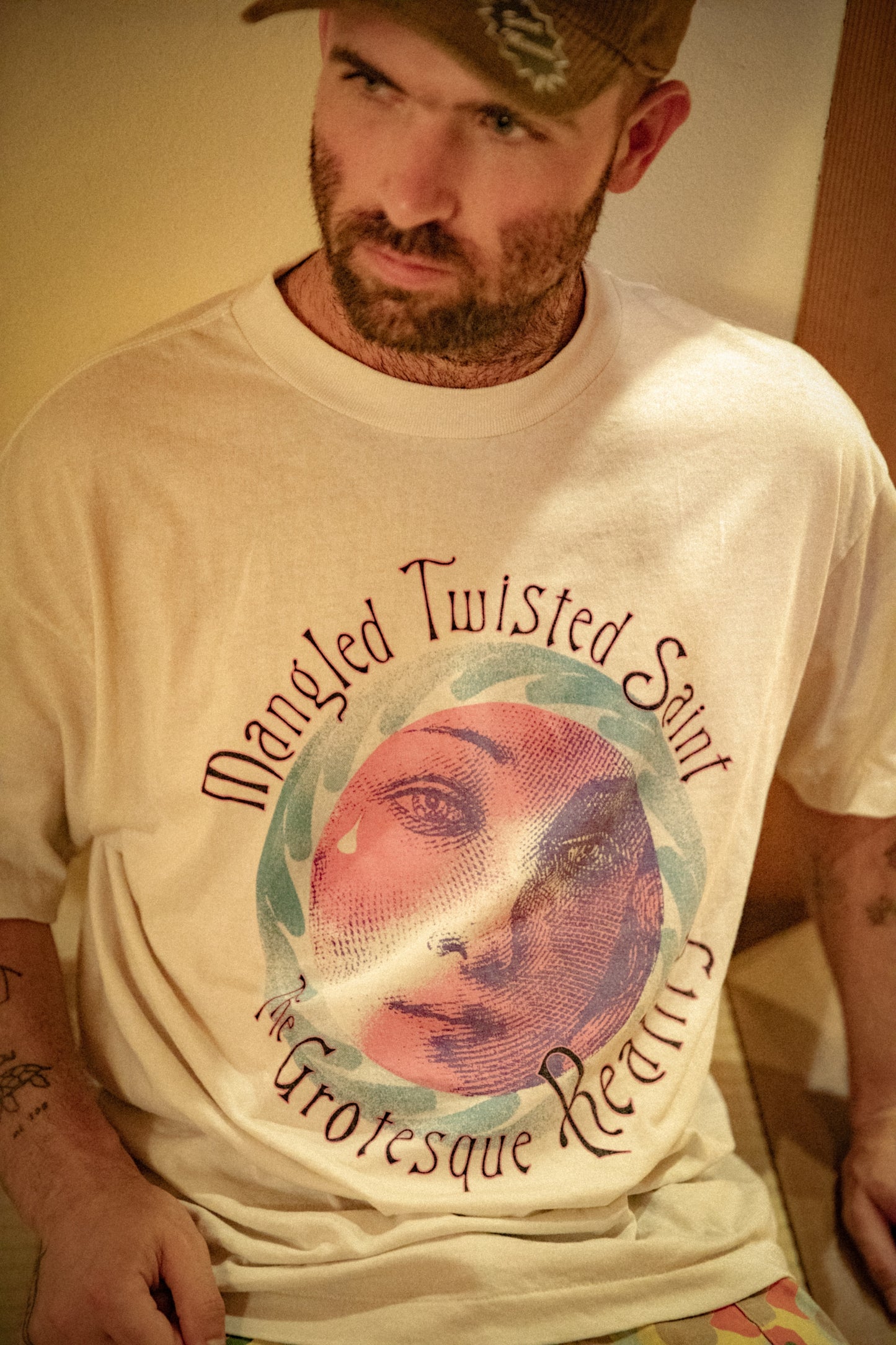 C09 / SW_SS T-SHIRT / TWISTED SAINT