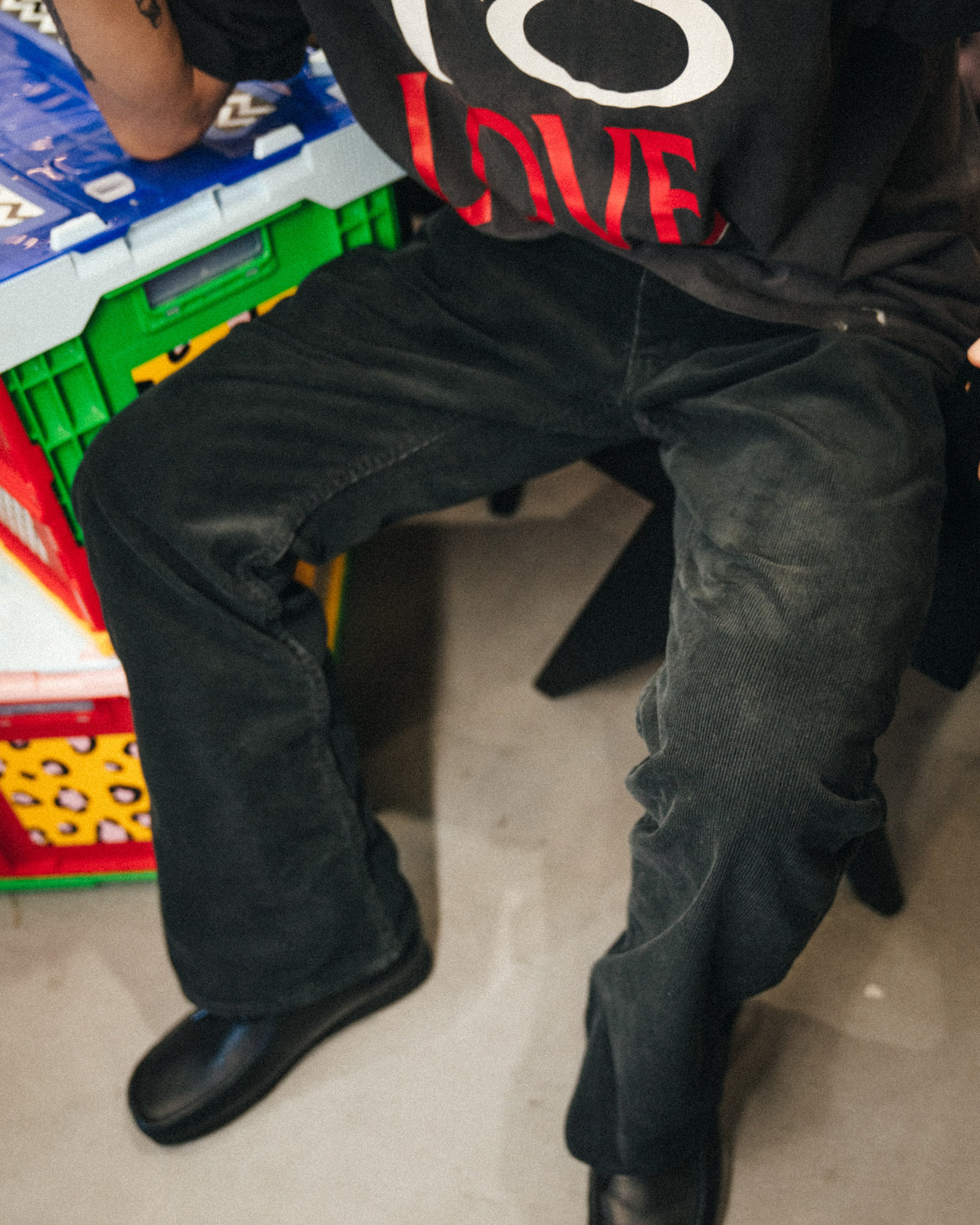 069 CORDUROY FLARE PANTS
