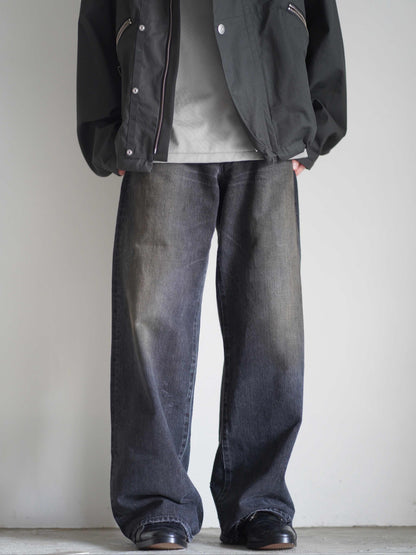 LOOSE DENIM JEANS
