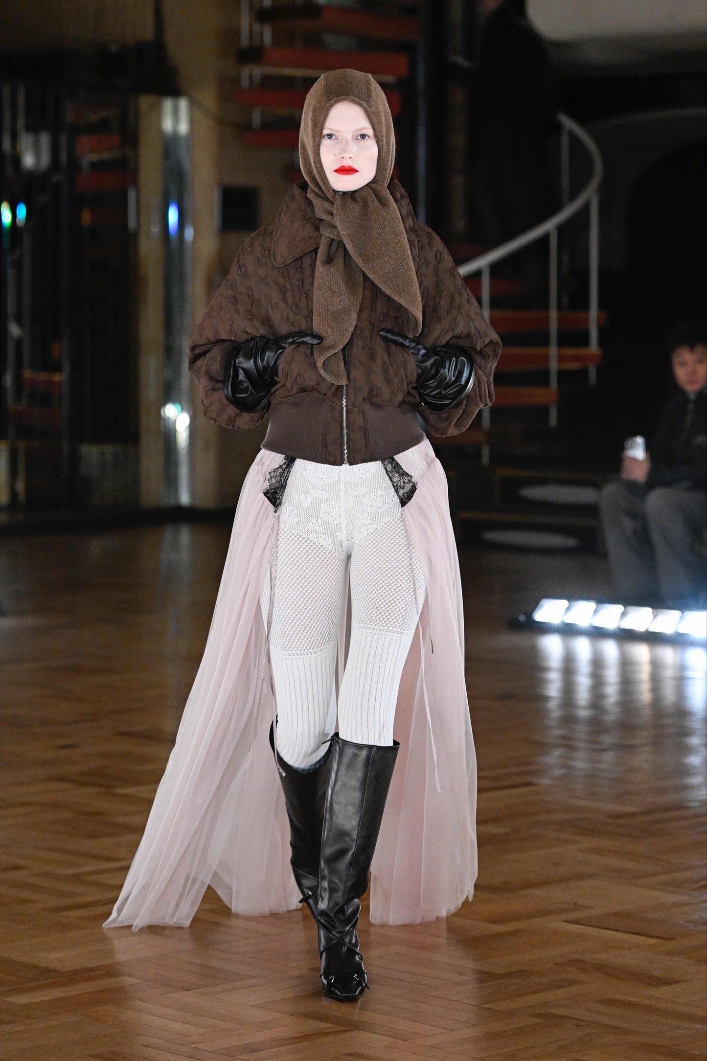 Rose pattern lace-knit knit tights