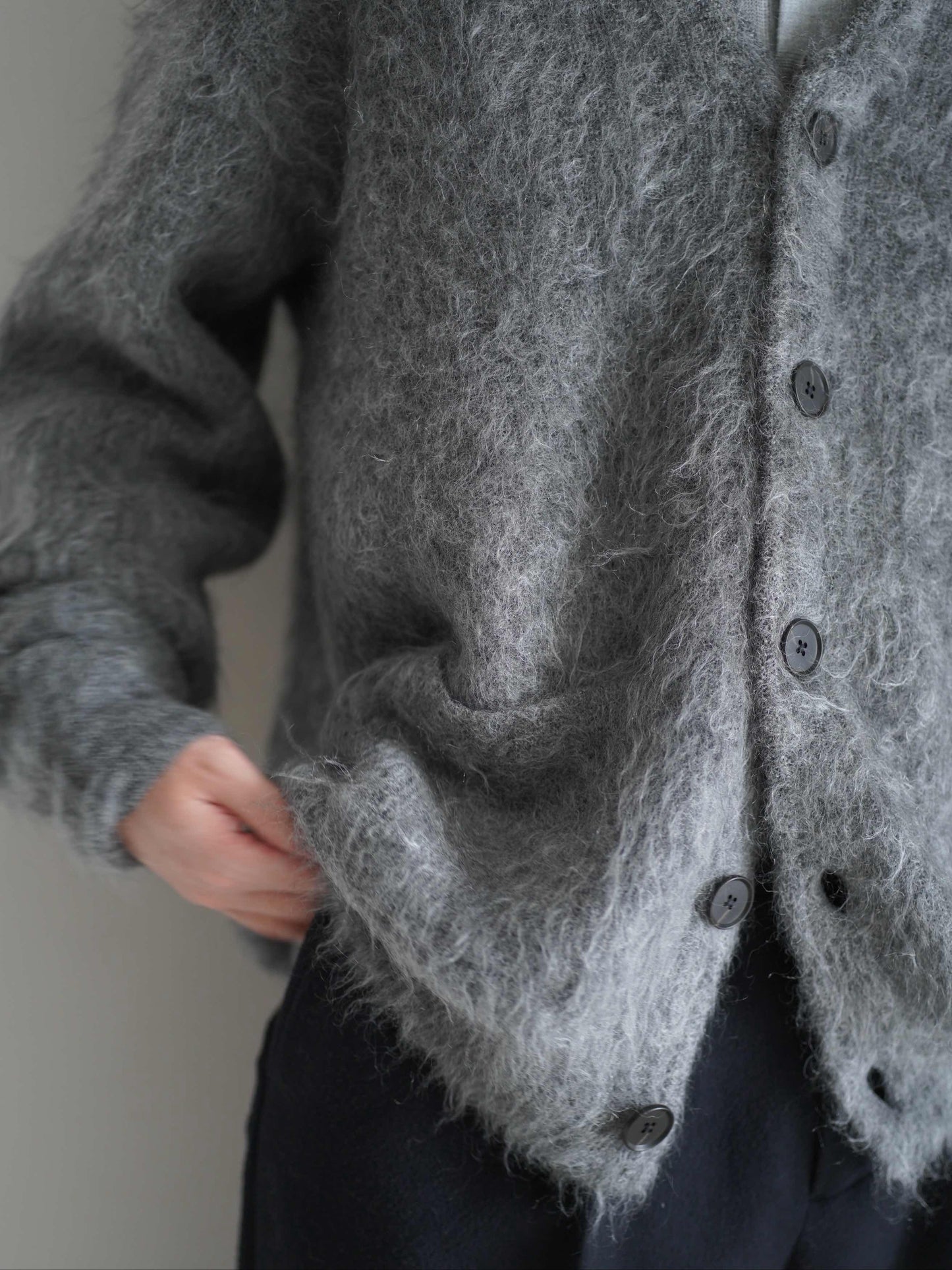 KID MOHAIR KNIT V NECK CARDIGAN