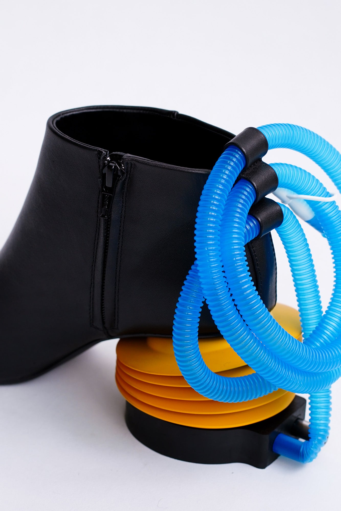AIR PUMP HEEL BOOTIES