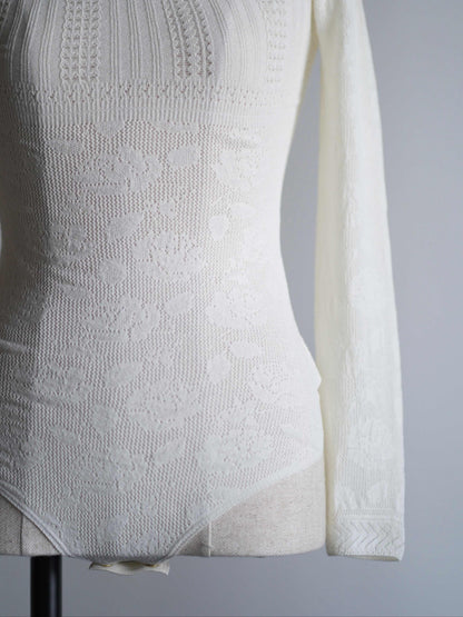 Rose pattern lace-knit bodysuit