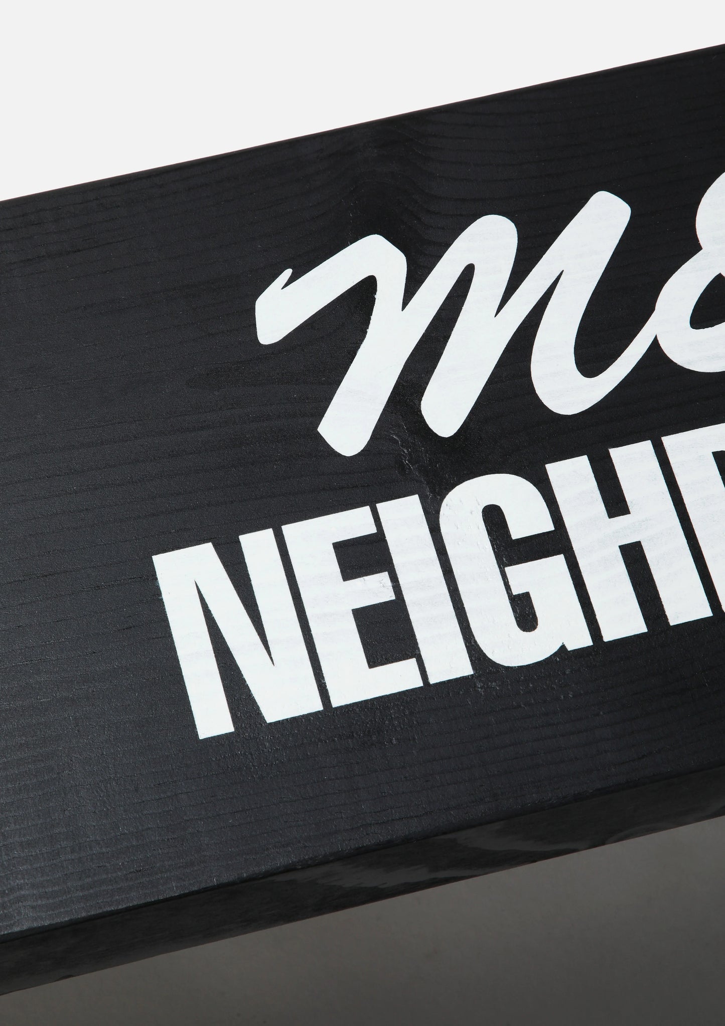 NH×M&M BENCH