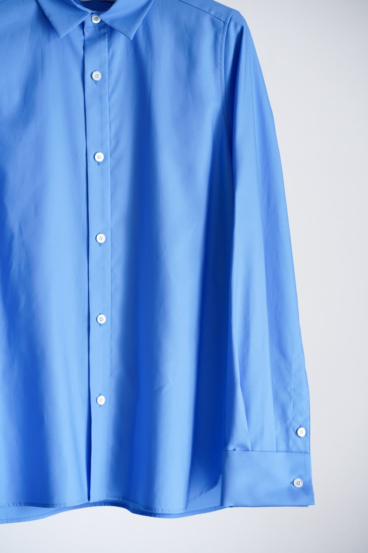 BROAD SHIRT
