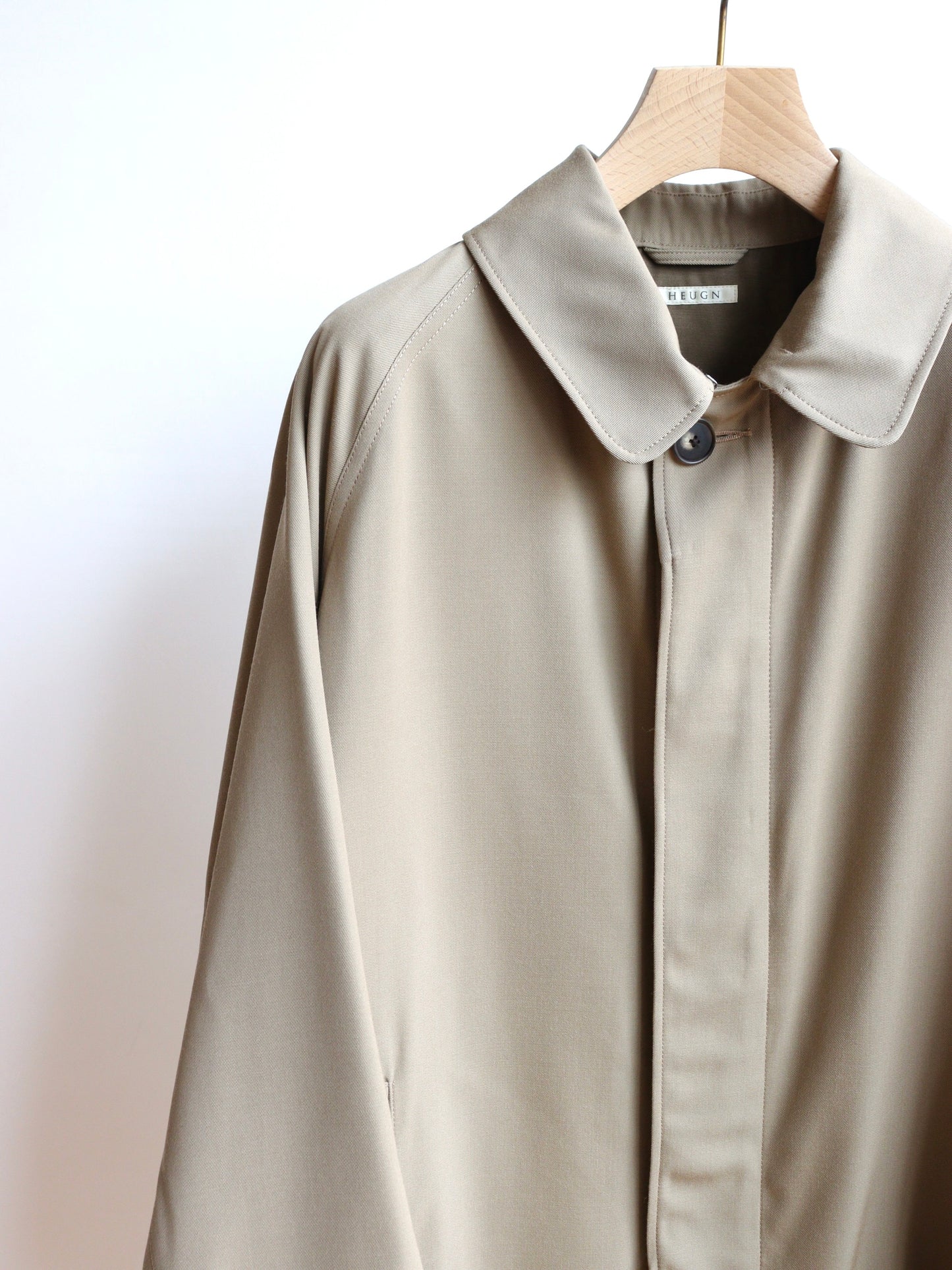 COAT080 Albert Beige