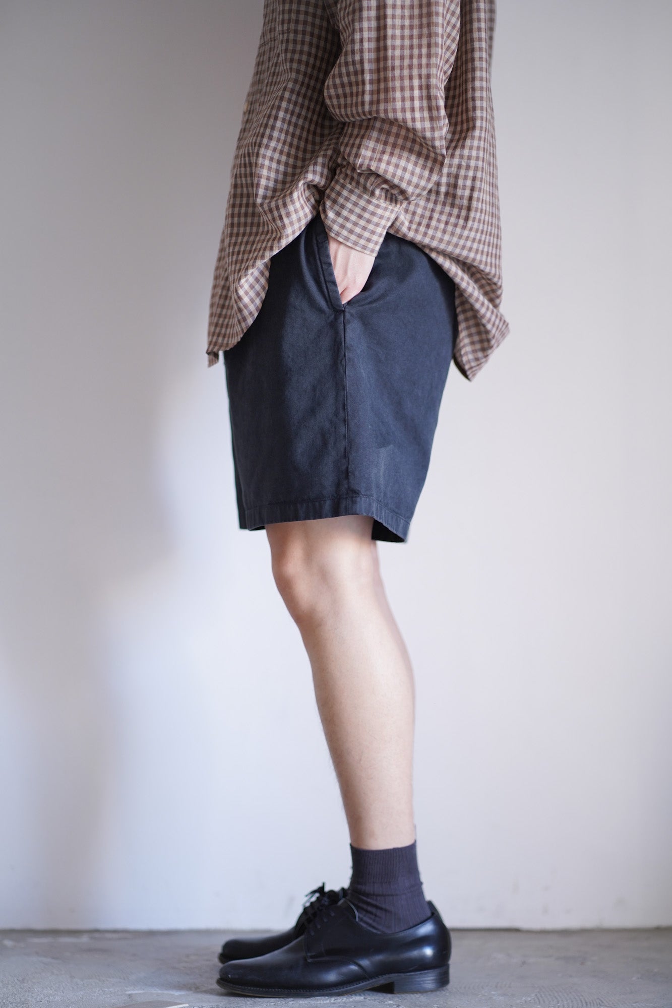 GARMENT-DYED FINX LIGHT CHINO SHORTS