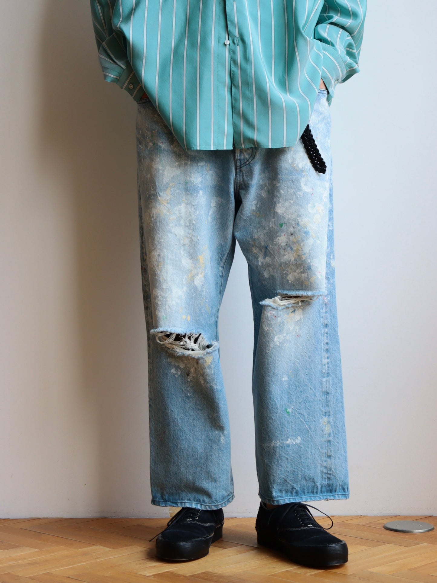 HL Damaged Denim