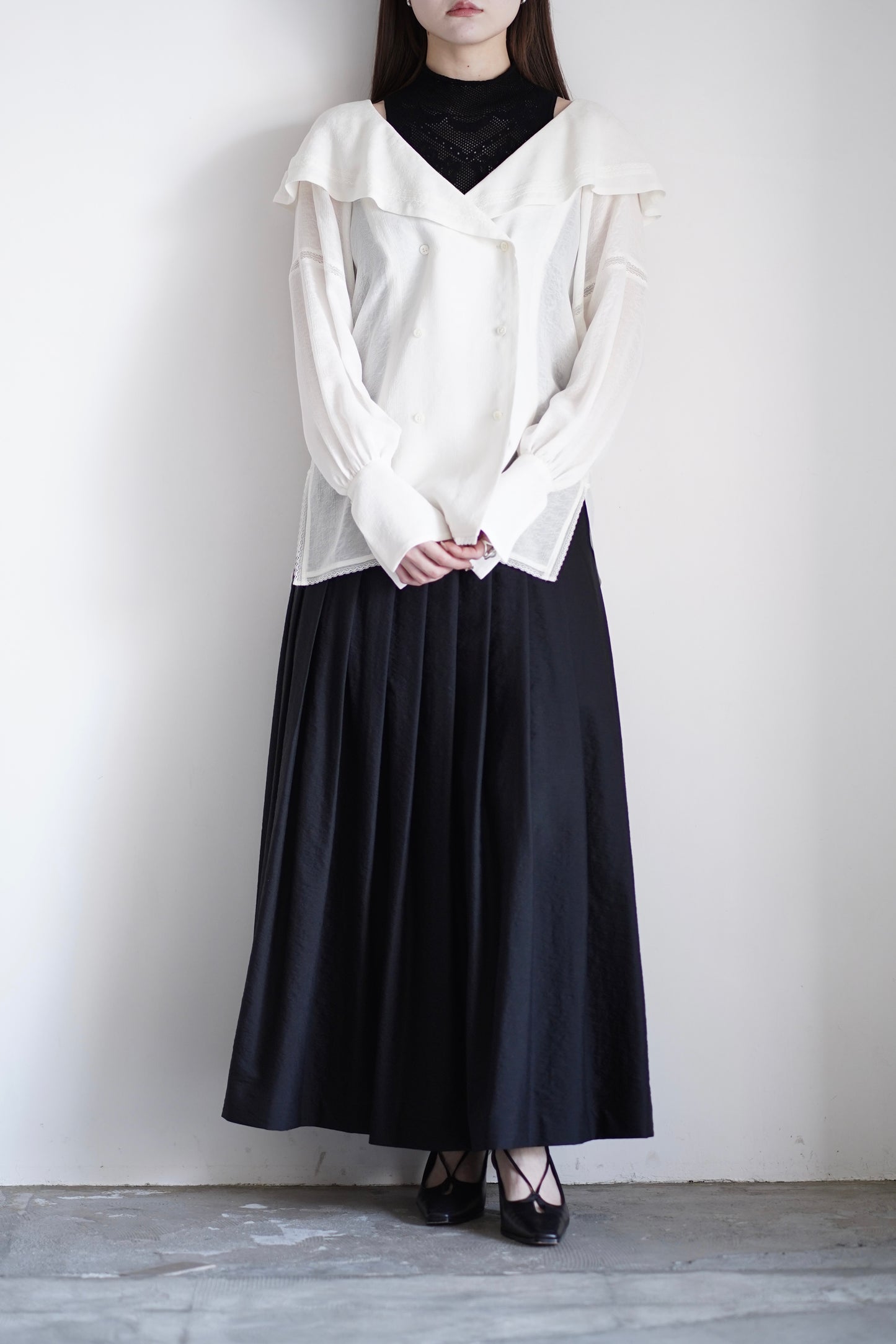 LACE JACQUARD SAILOR COLLAR BLOUSE