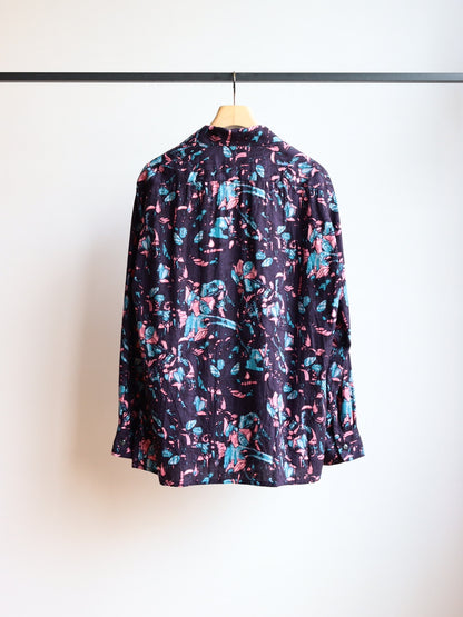 open collar shirt