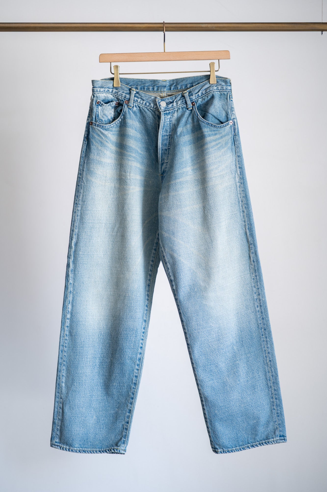 OVERSIZE FIT DENIM PANTS